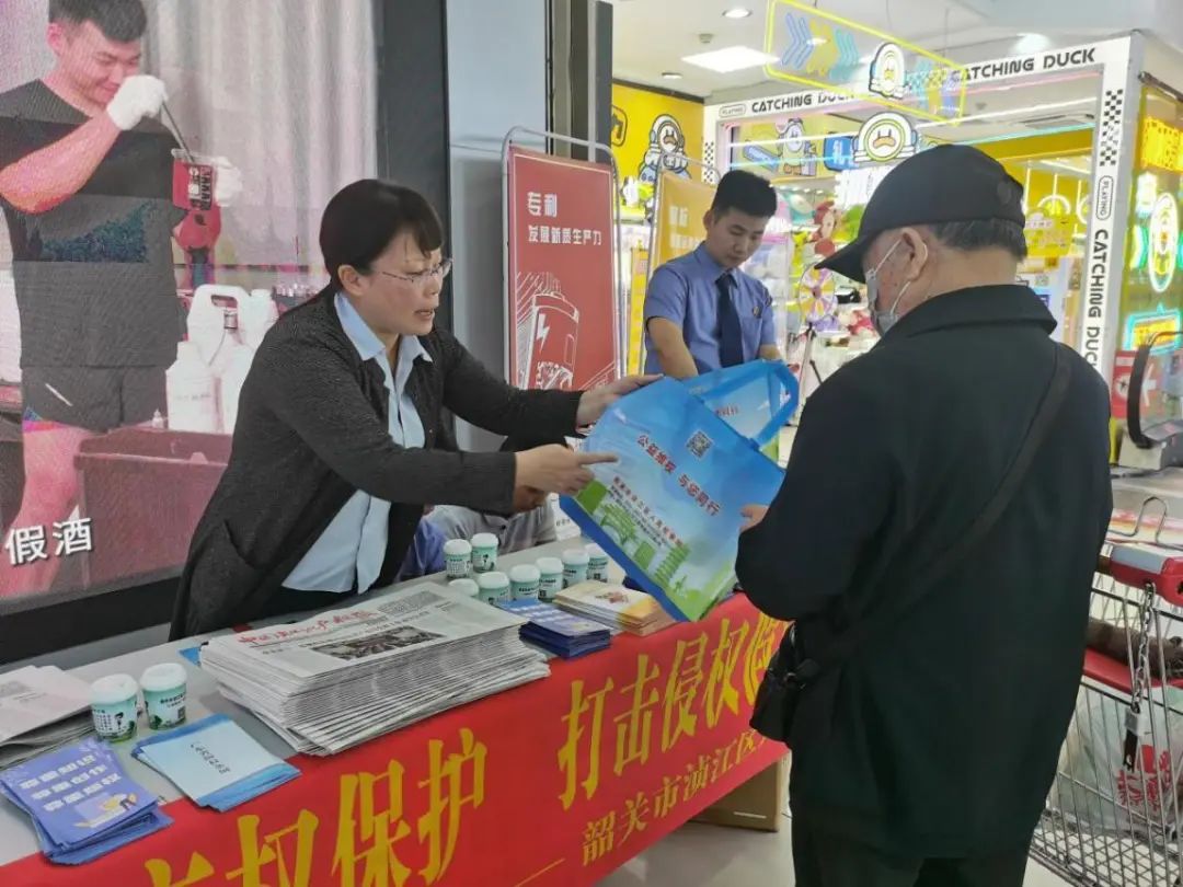 1715740019899926.jpg ef1a0a1ff2e2cceaa1d4d428fe94e5e7.jpg